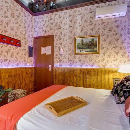 Stranger Pod Apartment โรม ภายนอก รูปภาพ