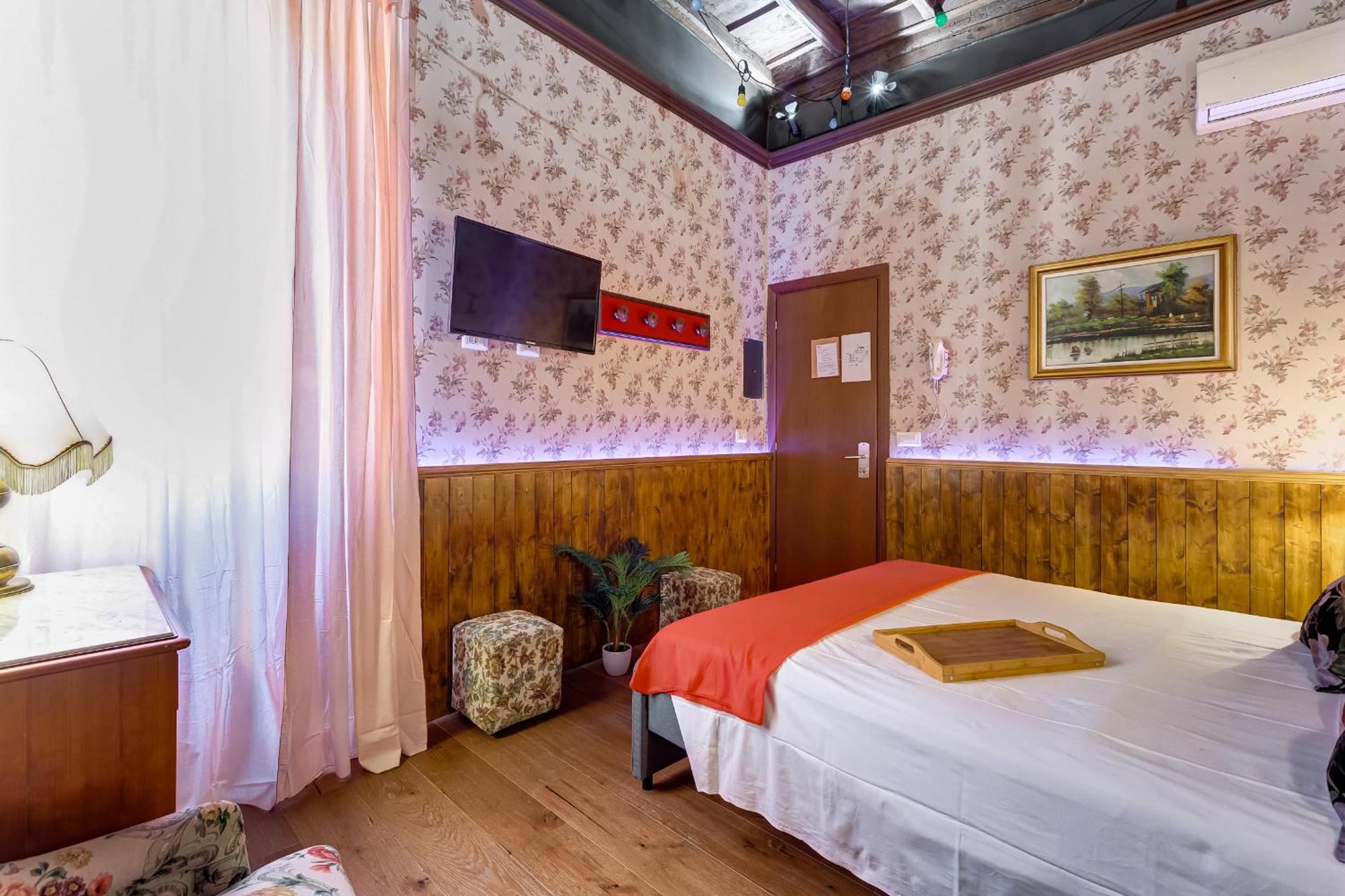 Stranger Pod Apartment โรม ภายนอก รูปภาพ