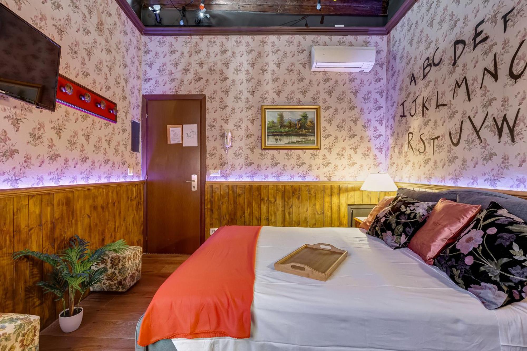 Stranger Pod Apartment โรม ภายนอก รูปภาพ