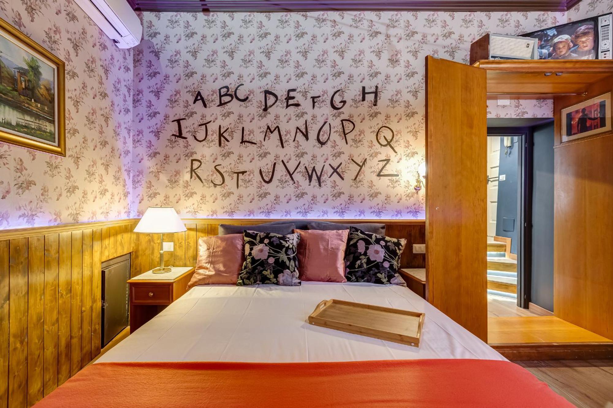 Stranger Pod Apartment โรม ภายนอก รูปภาพ