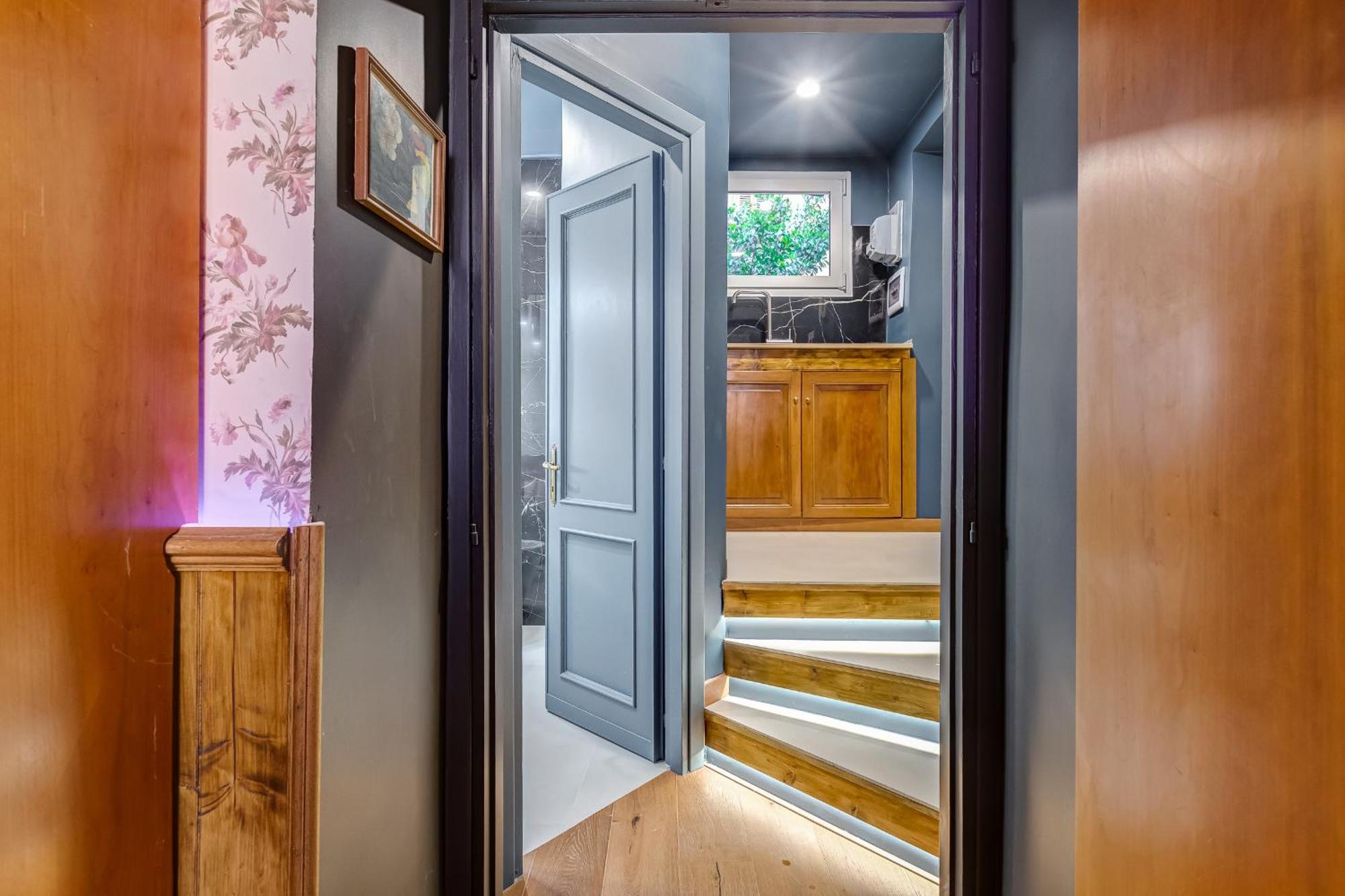 Stranger Pod Apartment โรม ภายนอก รูปภาพ