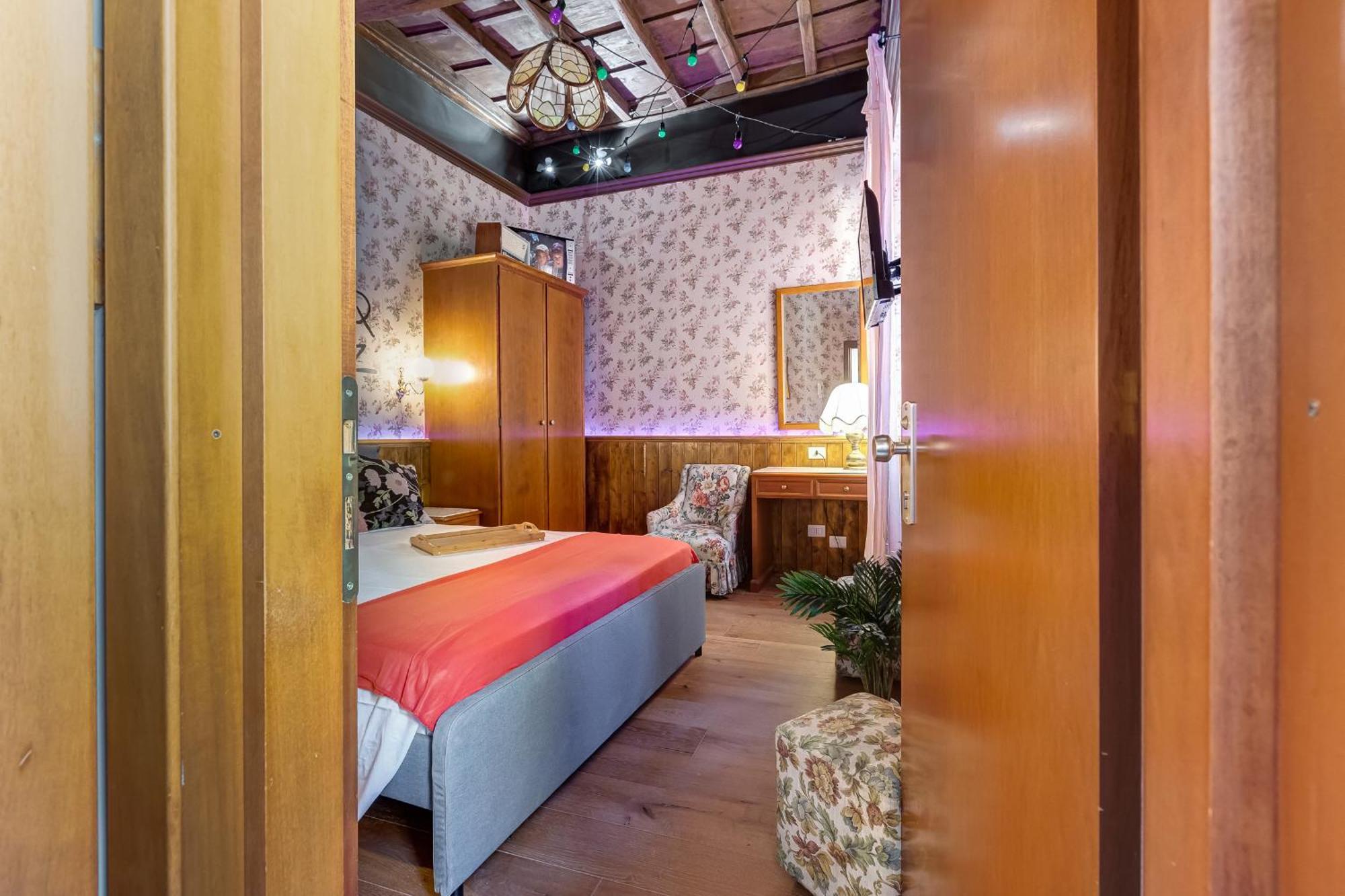 Stranger Pod Apartment โรม ภายนอก รูปภาพ